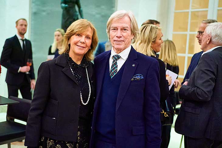 Ursula Prinzessin von Bayern, Leopold Prinz von Bayern beim 26. Advents- Benefizkonzert im Cuvillés Theater am13. Dezember 2021 (©FFoto: Jens Hartmann/BMW )